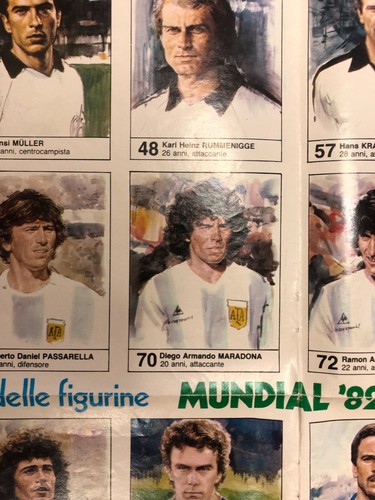 FIGURINA MARADONA ESPANA 82 DEL GIORNALINO -- FOGLIO INTERO DA RITAGLIARE -36 F - Picture 2 of 3