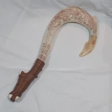 Disney's Moana Maui's Magical Fish Hook Lights up and Sounds Jakks Pacific EUC 