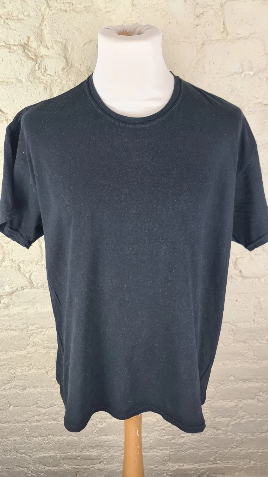 T shirt homme SUPREME x HANES étiquette rouge taille : grand TRÈS BON ÉTAT