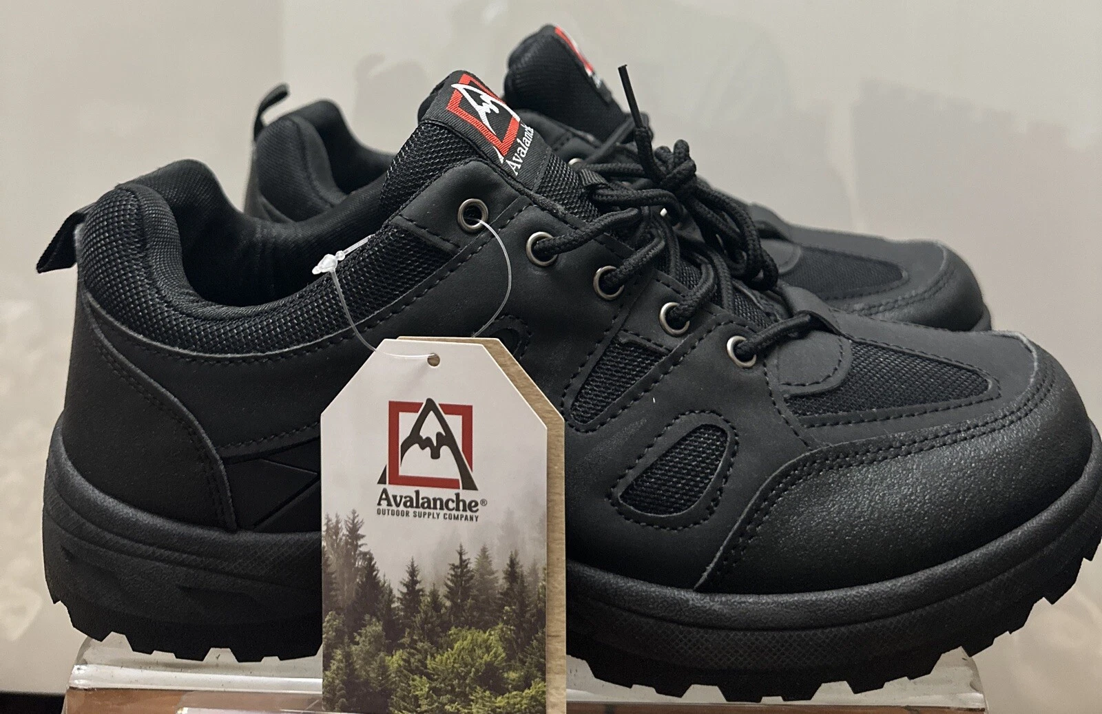 NEW Avalanche Mens Lace Up Classic Hiking Trail Shoes Black Sz 7.5 AV89190