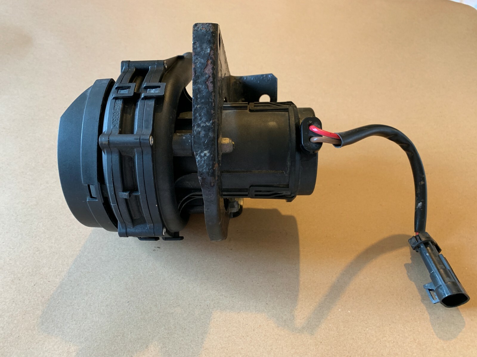 MASERATI QUATTROPORTE GRANTURISMO 4200 3200 0210 SECONDARY SMOG AIR