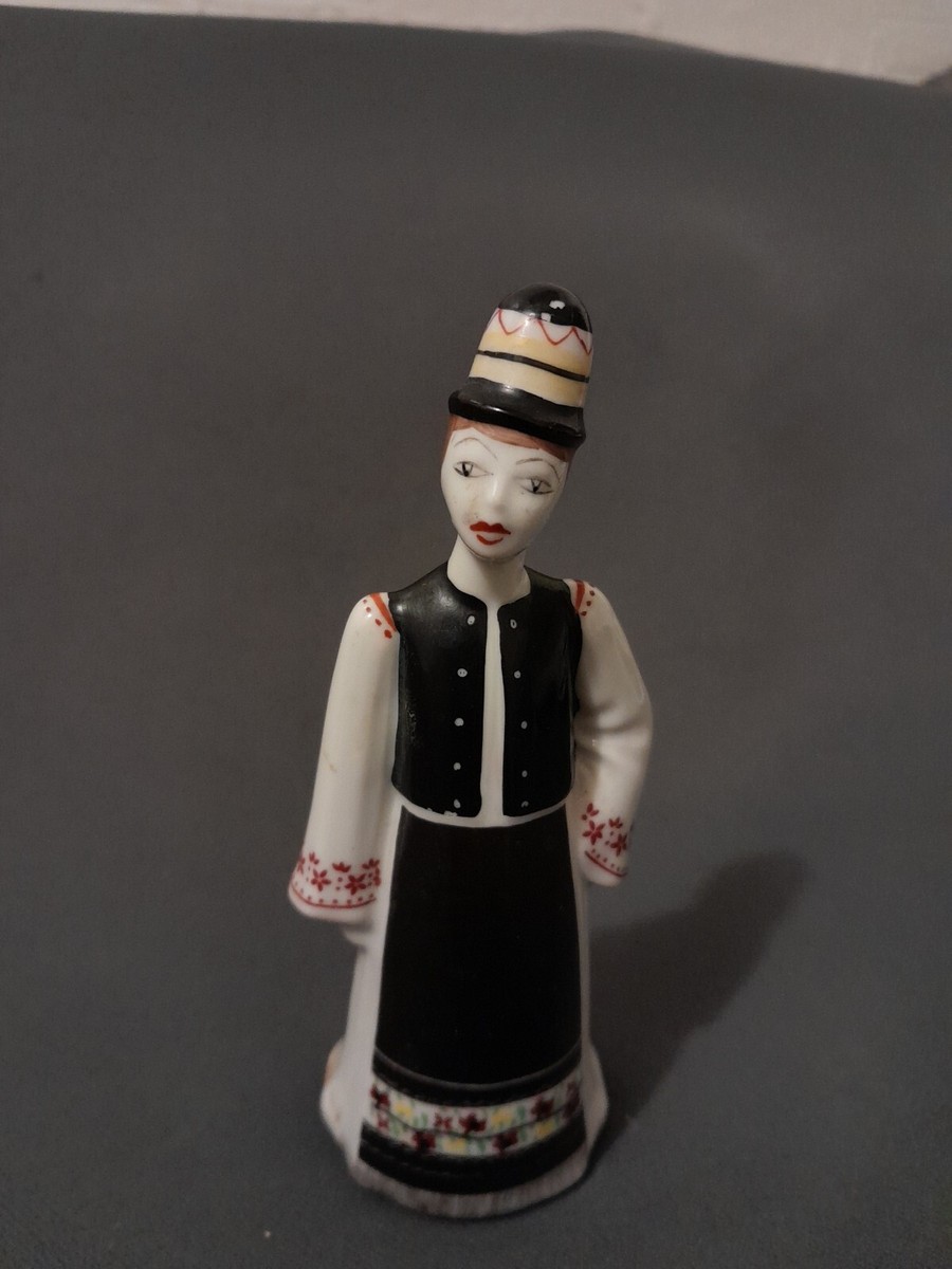 Hollohaza Hungary Porcelain Girl Figurine 8074, 20th Century,Pre