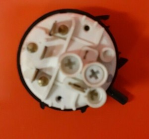 Waschmaschine BEKO WM5101W Druckschalter