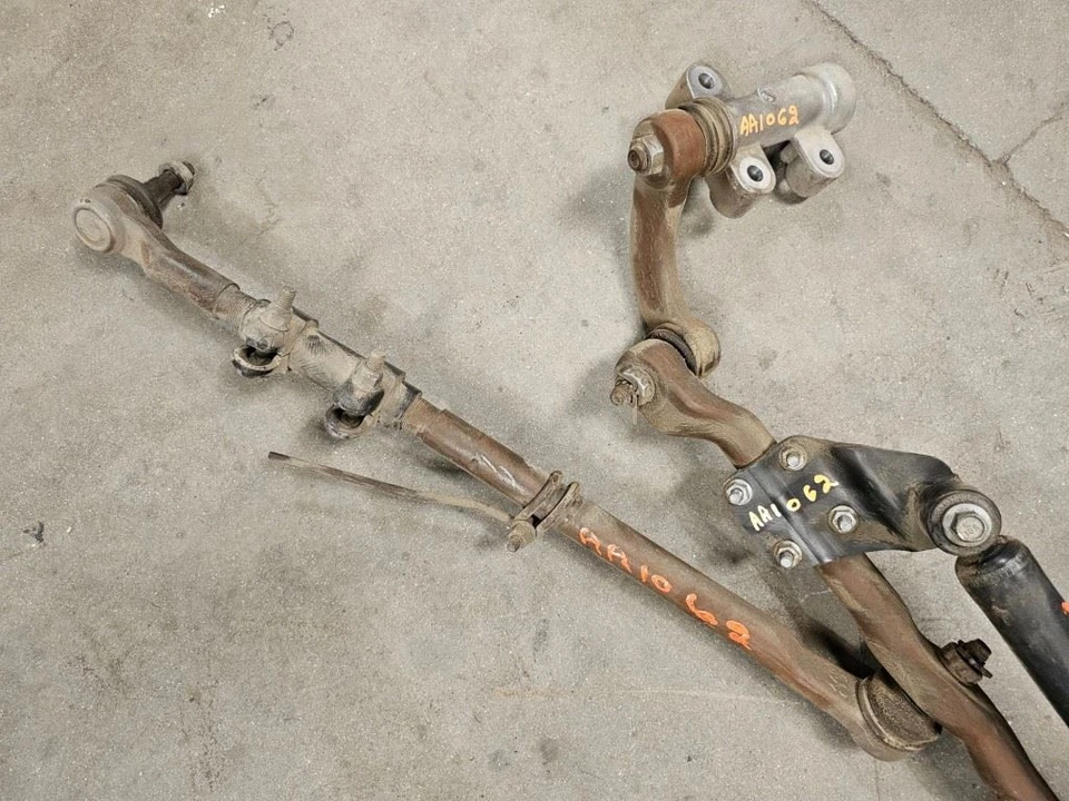 Ford F350 Super Duty 2014 usado 6,2 L 4x2 dirección arrastre acoplamiento con barras de amarre mostradas Foto 3 de 4