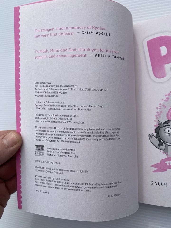 4 x Pearl Unicorn Books The Magical Unicorn Flying Unicorn Sally Odgers 2018 - Image 3 of 4