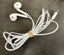 Original OEM Apple iPhone Wired White Earpods Earphones Earbuds Lighting