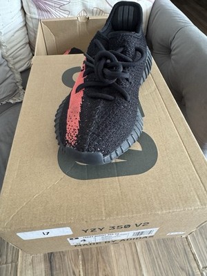 adidas Yeezy Boost 350 V2 Red Stripe Core Black/Red BY9612 2016 Primeknit