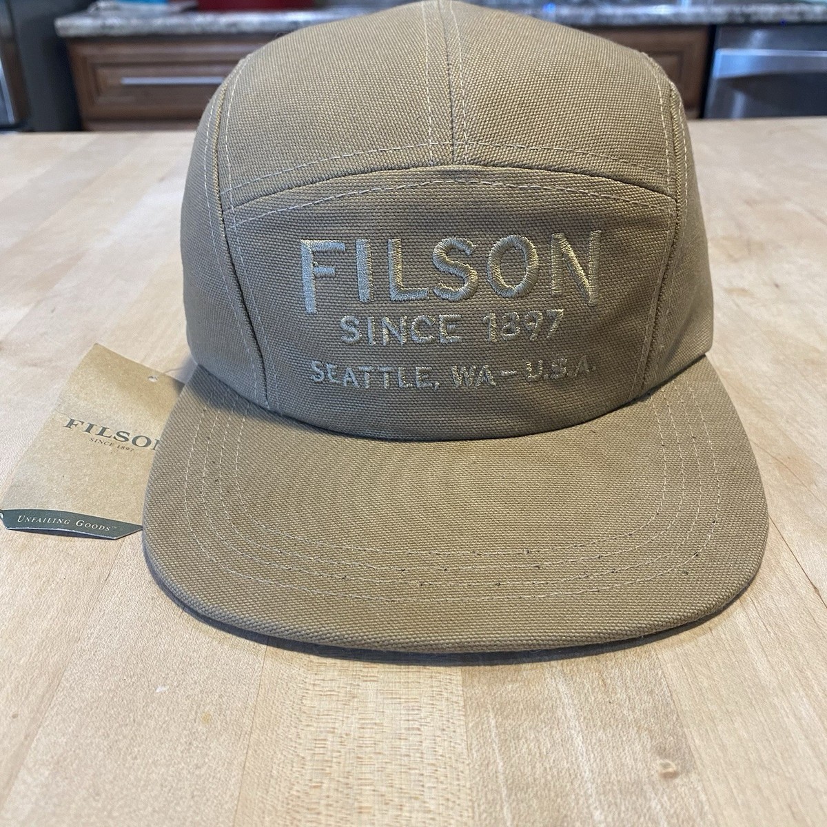 FILSON　 5-Panel Cap Tan Made in USA Filson Cotton Canvas 5 Panel Cap - New With Tags - Rugged Tan