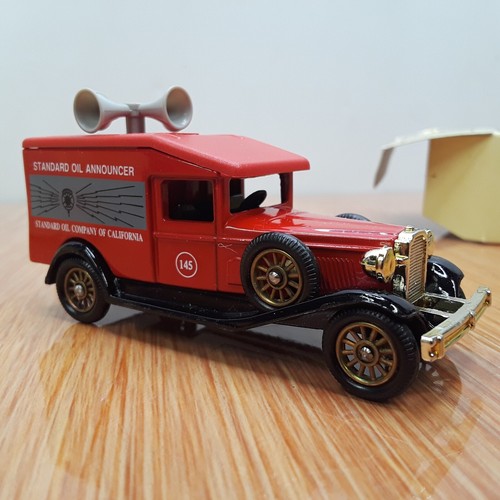 Days Gone By CHEVRON (Standard Oil Announcer) Diecast Metal Truck California - Picture 8 of 16