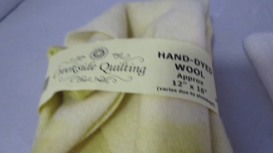 Lot of 4 Roving Wool Spinning Fiber Samples Red Orange Pink Wool Hand Dyed - Image 4 of 4