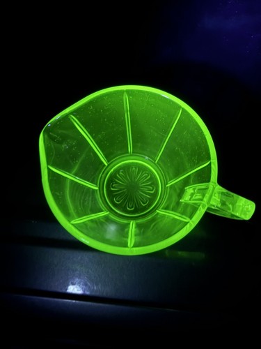 Antique Uranium US Glass Co Green Creamer Cup Pinwheel Scroll Design Glows - Picture 2 of 7