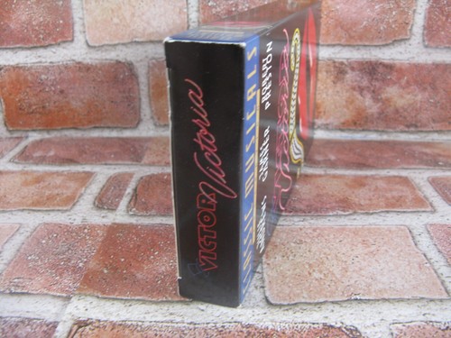 Victor/Victoria (VHS), Julie Andrews, James Garner, Robert Preston - Picture 3 of 6