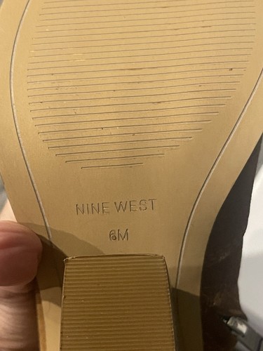 NIB NINE WEST Women's Tan Suede Gorgeen Ankle Bootie Pointed Toe Size 6 - Picture 9 of 11