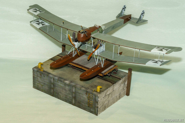 航空機・ヘリコプター Gotha UWD 1/32 Wingnut Wings 51YUd1L5KjL._UF894,1000_QL80_.jpg