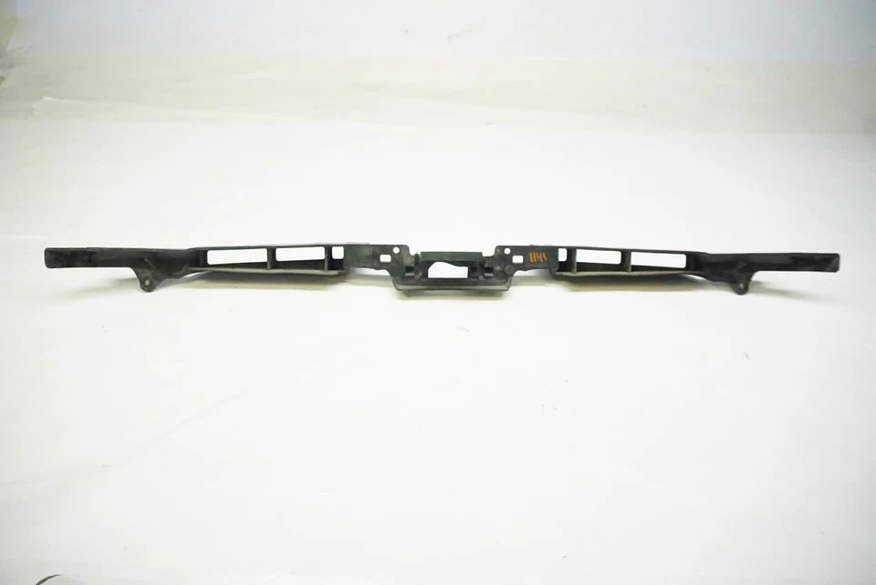 Suporte de para-choque dianteiro Audi A3 2006-2008 8P4807501C - Imagem 3 de 3