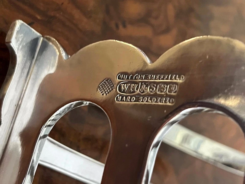 Fine Quality Heavy Victorian Gothic Toast Rack by William Hutton. Excellent Con. - image 4 of 4