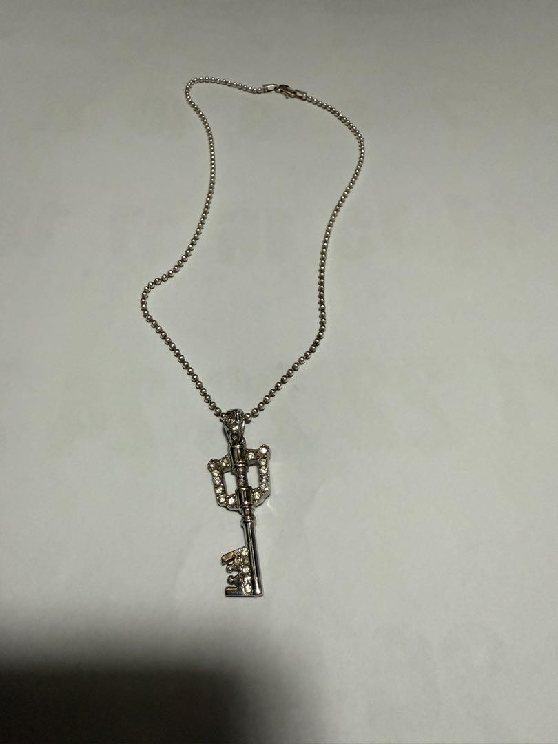 アクセサリー・ヘアアクセサリー OFFICIAL KINGDOM HEARTS SV925 NECKLACE Amazon.com: Kingdom Heart 925 Sterling Silver Necklace