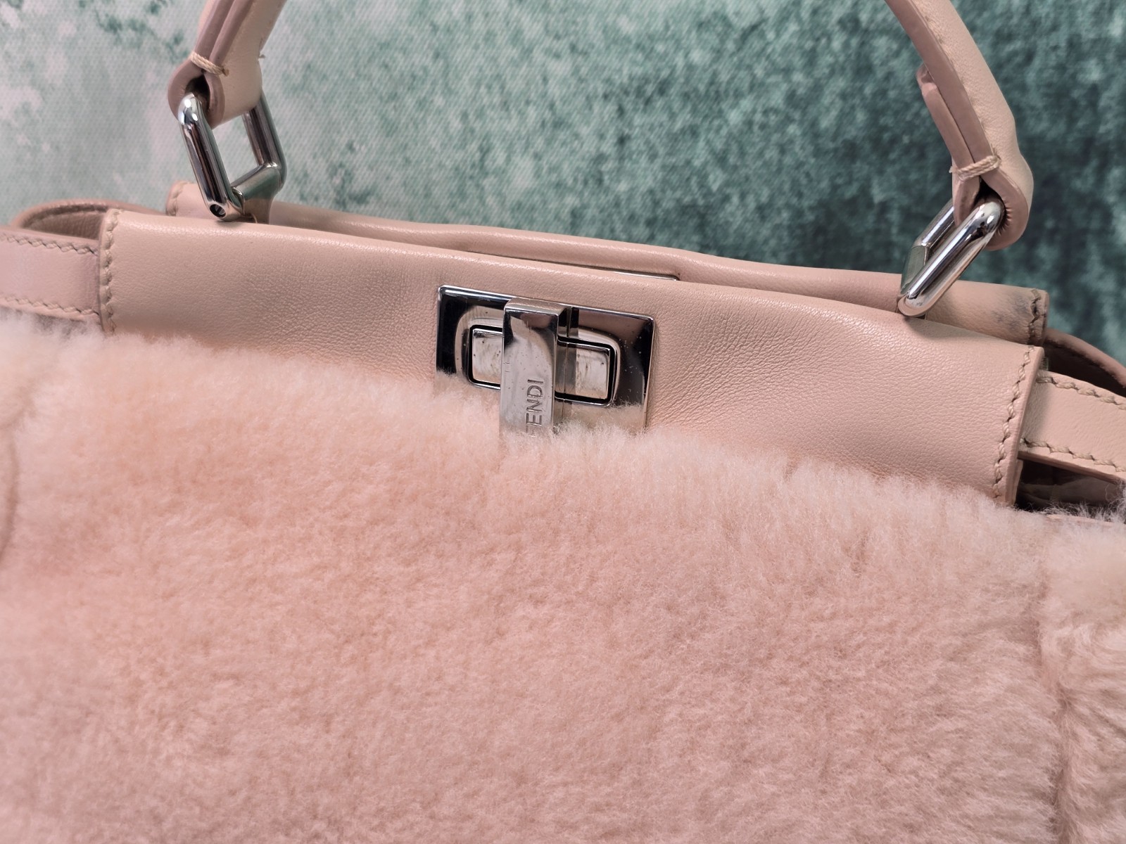 Fendi Peekaboo Shearling Leather Beige Top Handle Shoulder Bag image 4