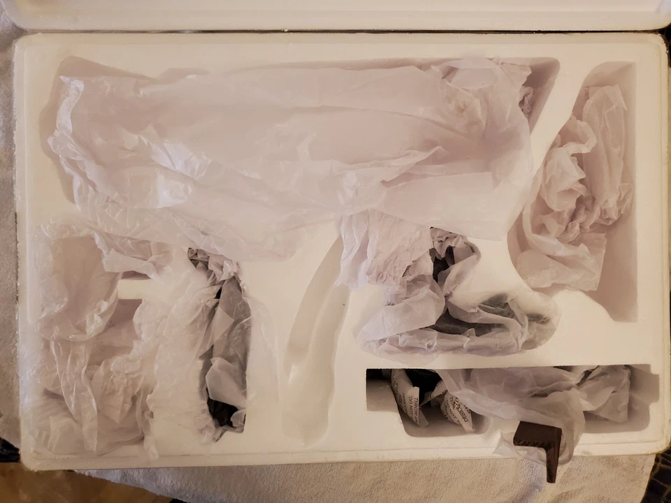 ESTATUA DE FORMATO PREMIUM SIDESHOW X-MEN STORM con IMPRESIÓN ARTÍSTICA EXCLUSIVA PARA ESPECTÁCULOS LATERALES Foto 2 de 4