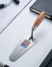 R.S.T. Gauging Trowel Wooden Handle 7In RST1367