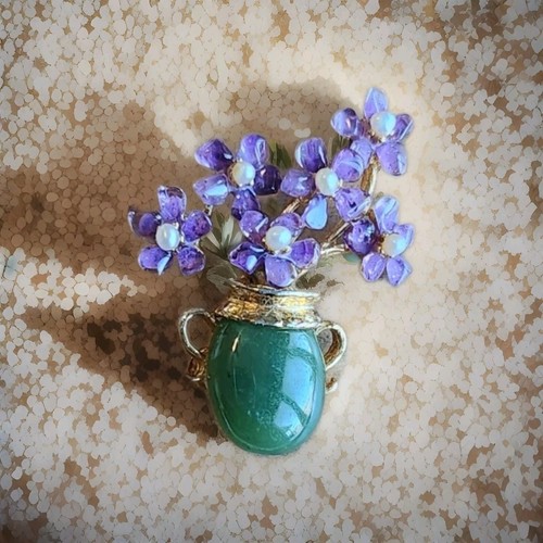 SWOBODA BLUMENVASE BROSCHE ECHT ~AMETHYST, SÜSSWASSERPERLE & JADE - Bild 4 von 10
