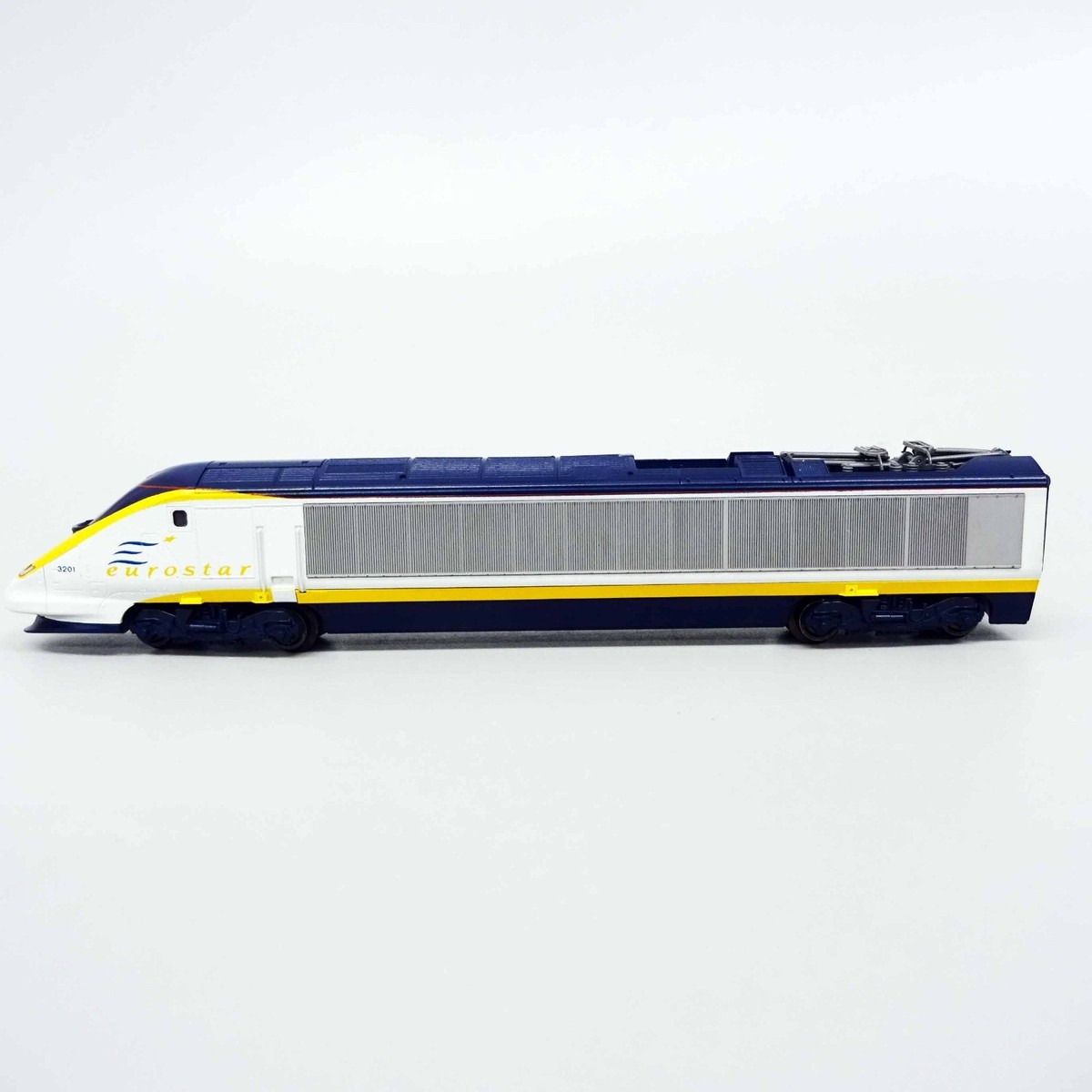 KATO N Scale 10-327 Eurostar Basic 8-Car Set Model Train N