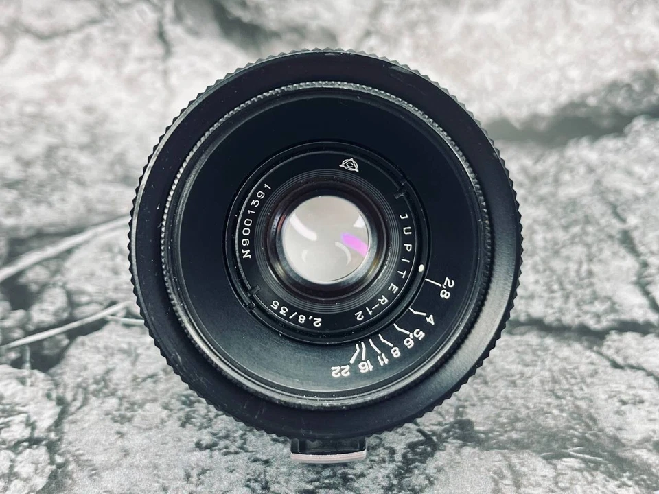 Jupiter 12 f2.8 35mm ( Carl Zeiss Biogon) Wide Angle Lens Kiev Contax RF Mount - Image 3 of 4