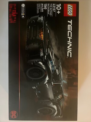LEGO TECHNIC: The Batman-Batmobile  (42127)