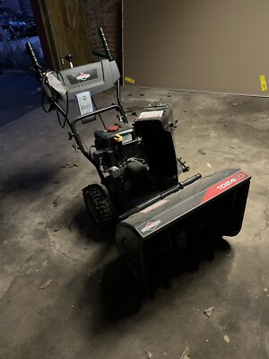 Briggs & Stratton 950 Snow Series 208cc 24'' 2-Stage Medium Duty Snowthrower