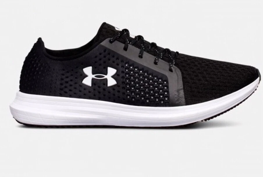 Under armour sway trainer hotsell