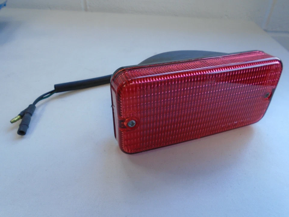 Lámpara de marcha atrás genuina Austin Rover AFU2818 se adapta a Austin, Metro, Mini - Imagen 4 de 4