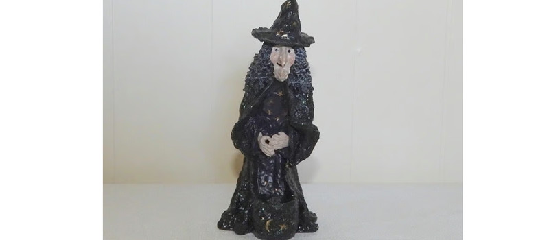 Halloween Broomsnickle Witch with Cauldron Linda Linquist Baldwin with box