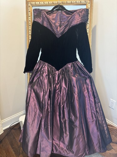 Vintage 80’s, Iridescent Purple, Black Velvet Prom Dress, 10