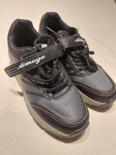 Schuhe mit Rollen Gr. 38