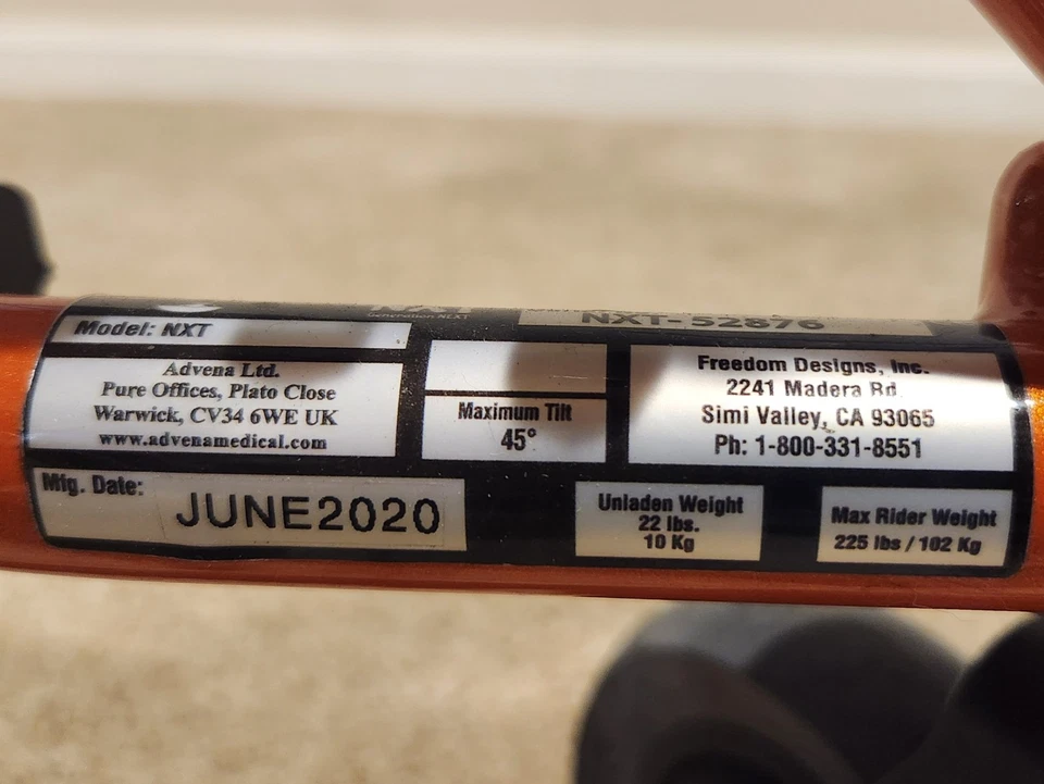 Silla de ruedas plegable pediátrica Freedom Next NXT 2020 Ex. Estado Foto 2 de 4