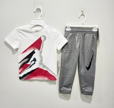 Air Jordan Youth Boys short sleeve shirt and Nike Logo sweatpants 2pc Set Sz 4
