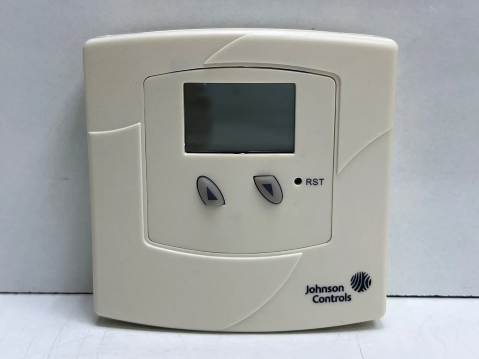 JOHNSON CONTROLS ET12 LCD ELECTRONIC THERMOSTAT 24V - Image 2 of 4