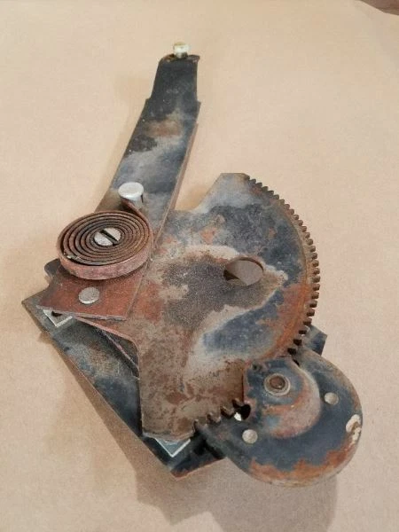 Ford Galaxy 500 1965 2 puertas Fastback pasajeros cuarto ventana regulador Foto 2 de 4