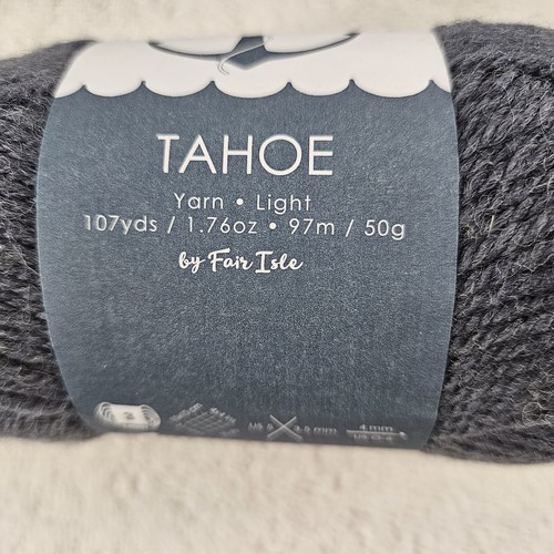 Voyager Wool Yarn 8 Skeins + 3 Partials Tahoe Gray #3 Wt. 50 gr. or 1.76 oz. - Picture 3 of 6