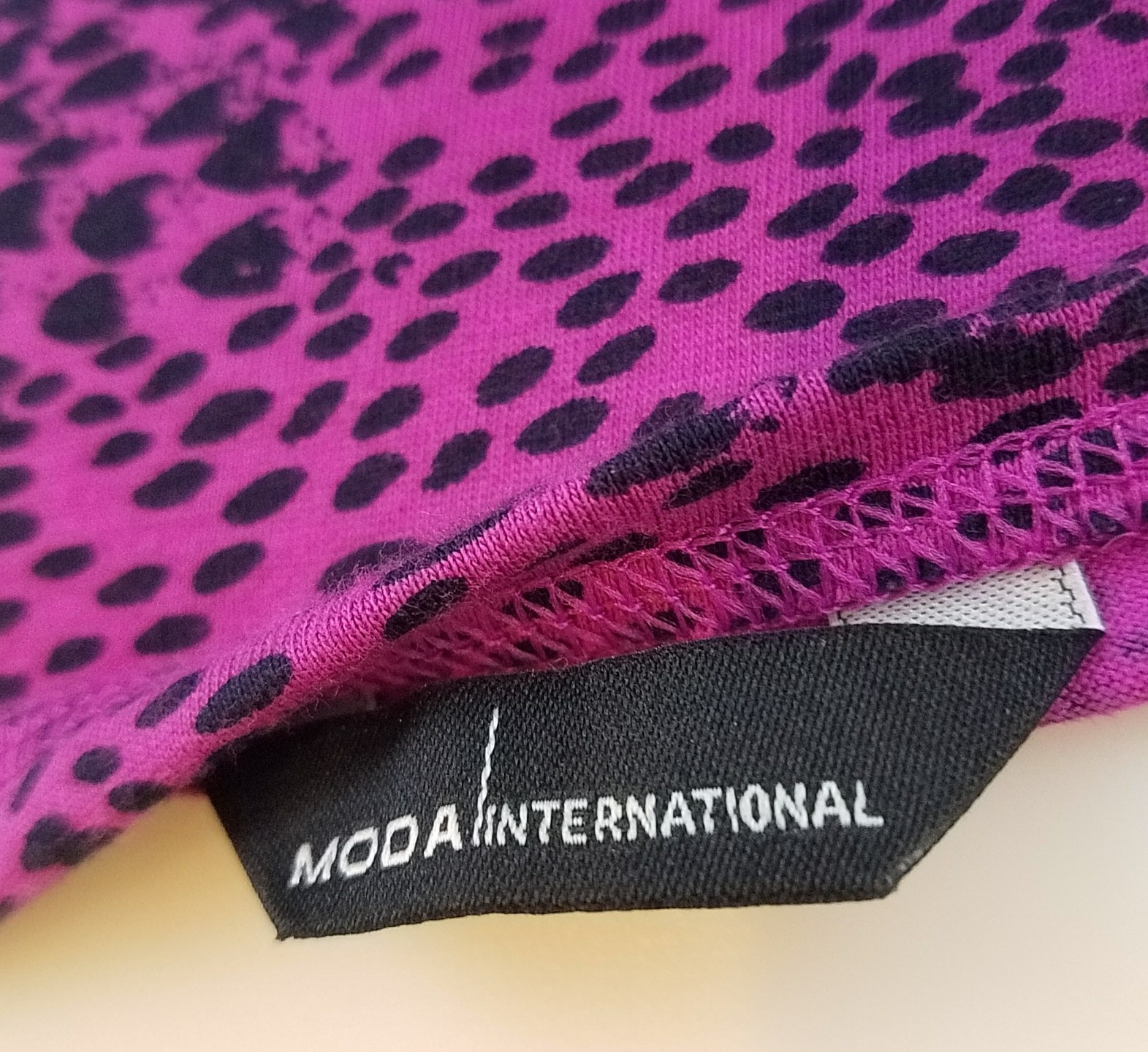 Victorias Secret Moda International Purple Black Shirt Size Small Short Sleeve