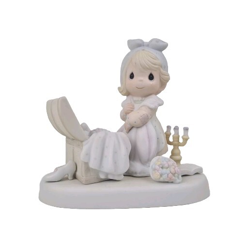 🚨 Precious Moments E-2828 Precious Memories Girl Wedding Dress Figurine Vintage