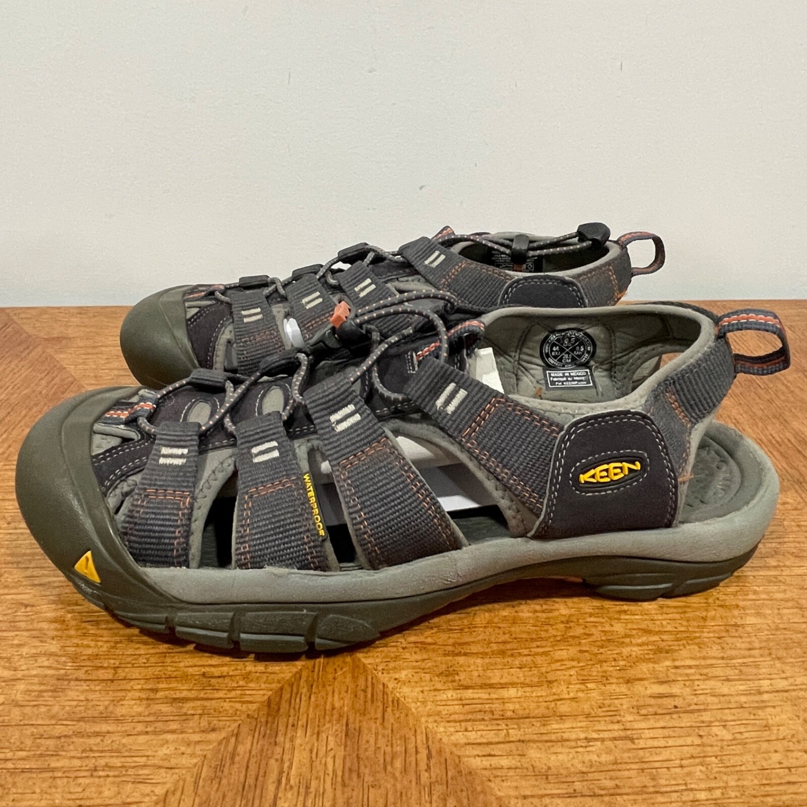 Sandali KEEN Newport H2 uomo 10 5 magnete grigio punta chiusa pescatore scarpe acqua