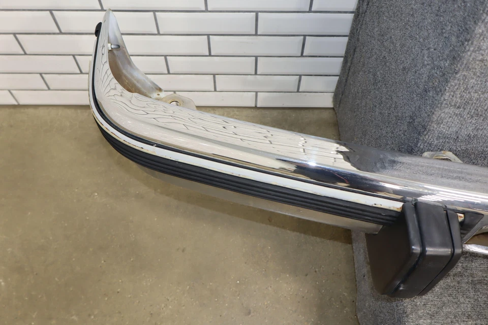 88-98 Chevy C/K Truck GMT400 OBS Chrome Diesel Front Bumper OEM Foto 4 de 4