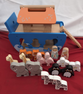 Le Toy Van Wooden Noah's Ark Shape Sorter UK