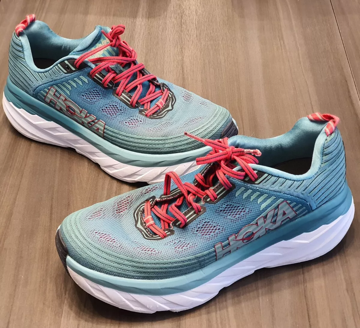 Hoka One One Bondi 6 Womens Size 10.5 Athletic Running Shoes Teal Green  F27218E