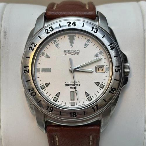 Vintage seiko sports 50 watch Automatic 17 jewels 7002-8059 Original Strap- Runs
