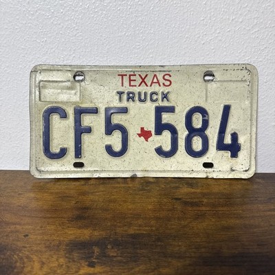 Vintage Texas - TRUCK - US License Plate CF5-584 Patina Minor Scratches And Dent
