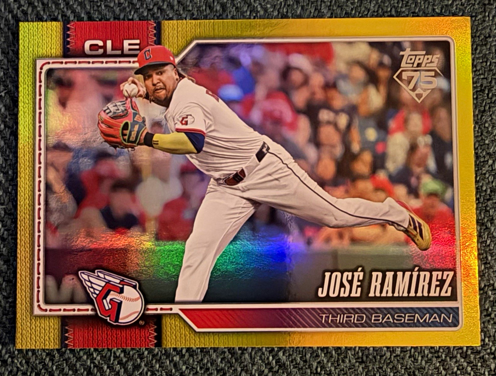 Jose Ramirez Topps 2026 Series 1 Yellow Rainbow Foil 271/399 #284 Guardians