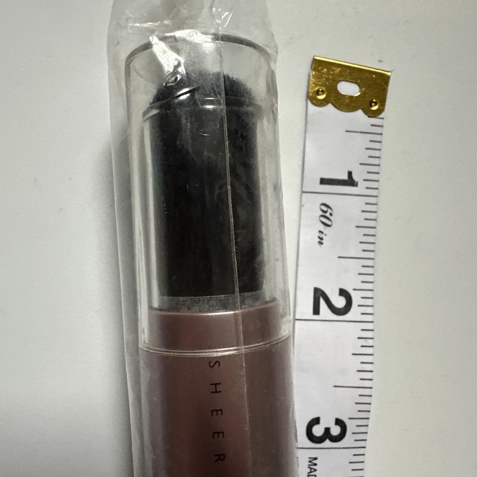 Cepillo en polvo recargable retráctil de viaje SHEER COVER Foto 2 de 3