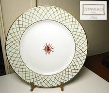 Bernardaud Limoges ETOILE - CELEDON  10 3/8" Dinner Plate(s) Mint Condition